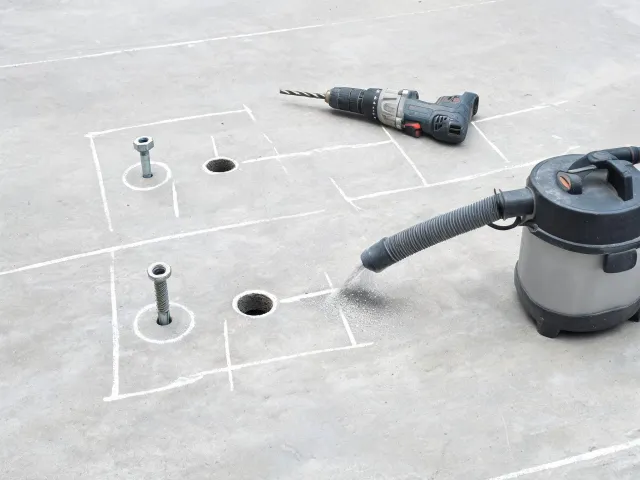 Concrete anchor layout